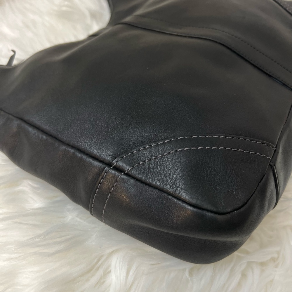Coach #F10280 Elegant Black Leather Hobo Bag - Picture 4 of 10